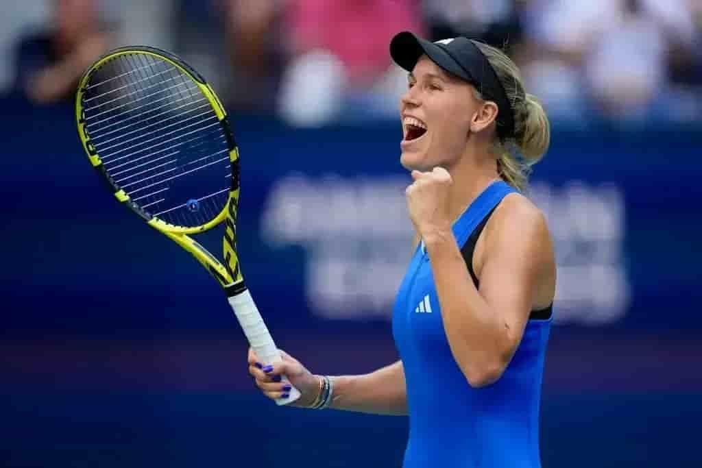 how to play tennis